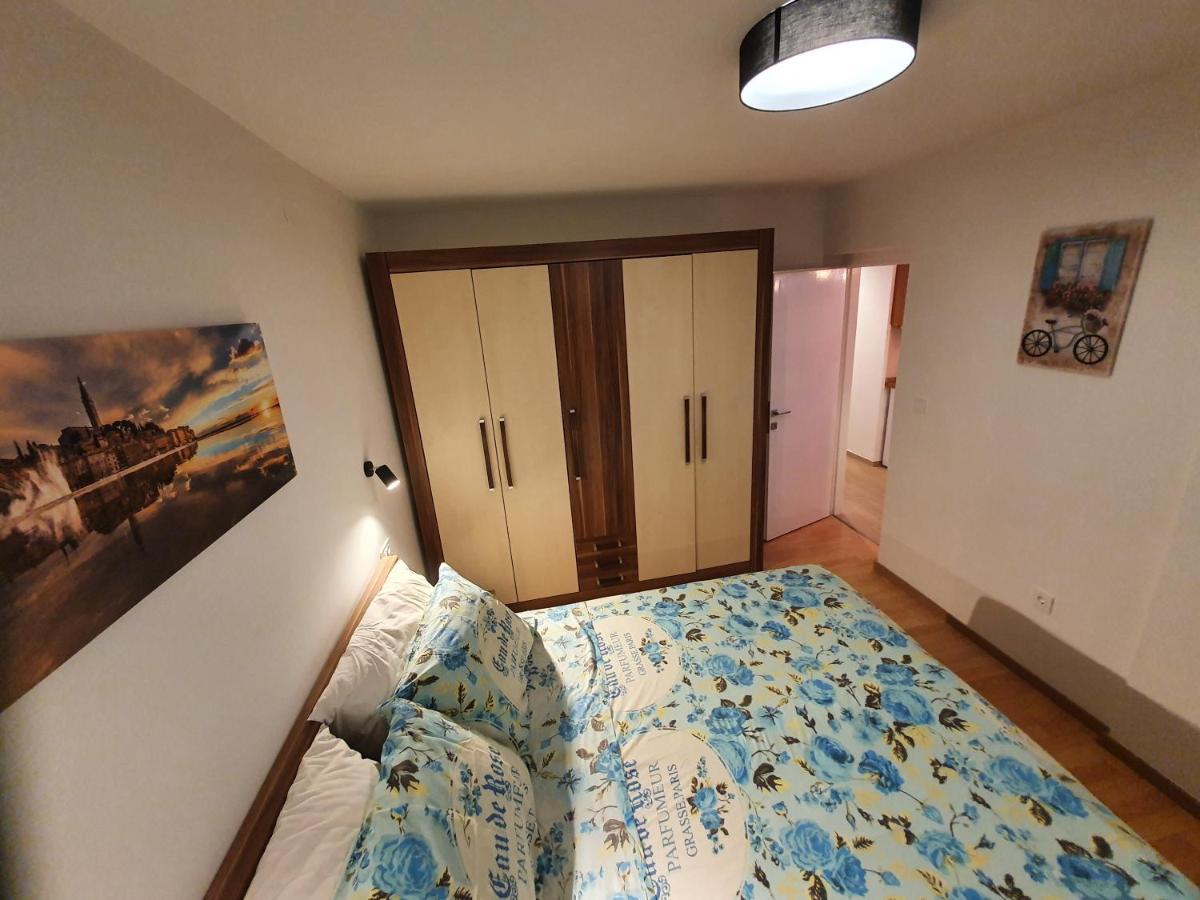 Kiwi Apartment *